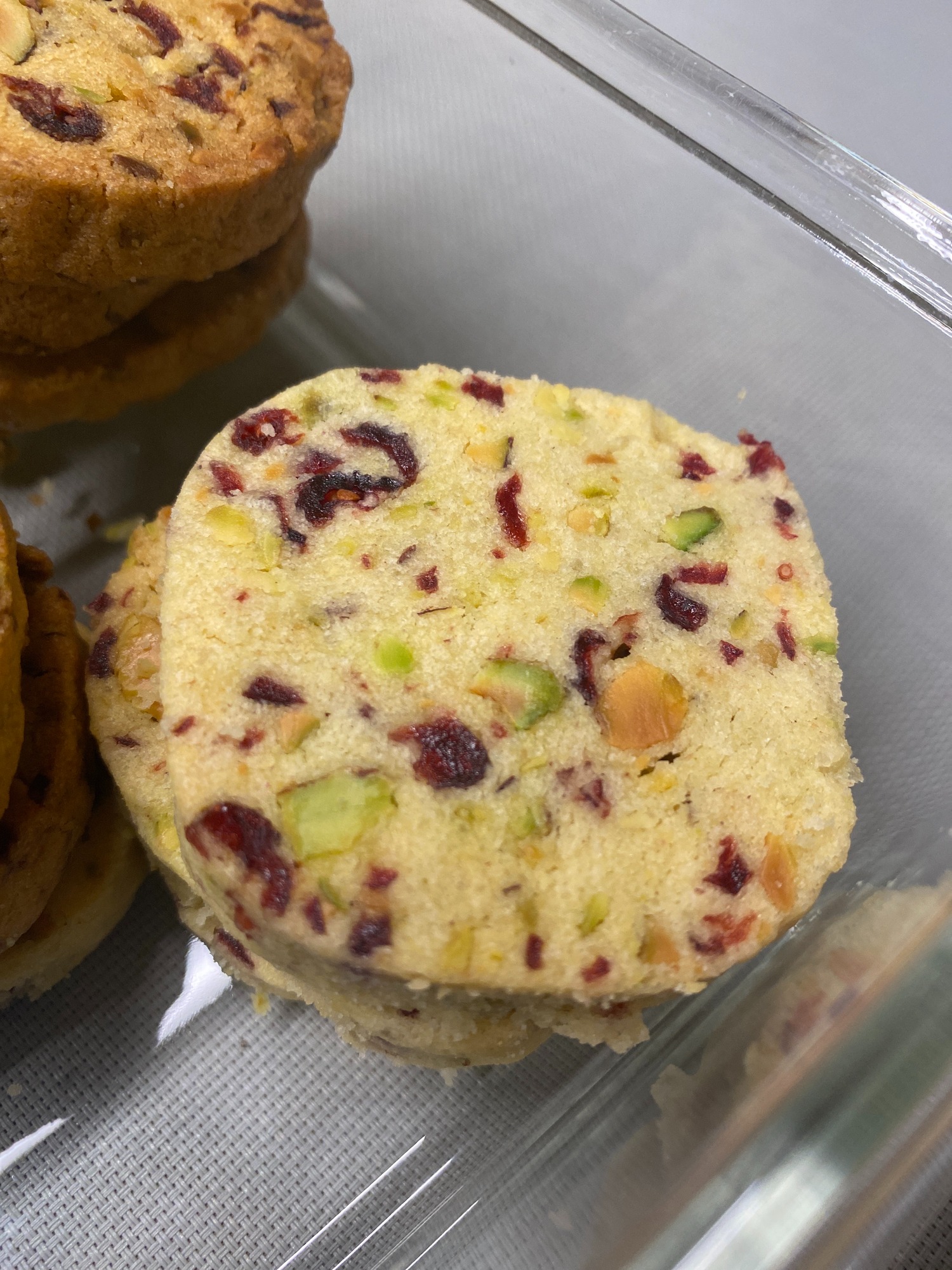 Cranberry Pistachio Shortbread Cookies